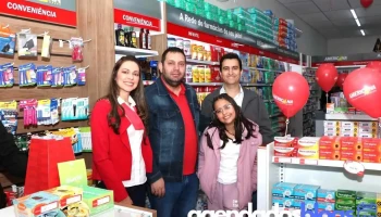Drogaria Americana Santa Juliana-MG - 713 - Jk