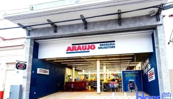 Drogaria Araujo - 125 - Centro