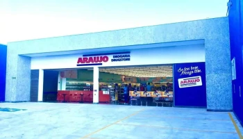 Drogaria Araujo - 398 - Centro