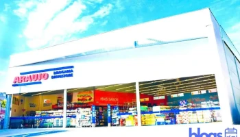 Drogaria Araujo - - Centro