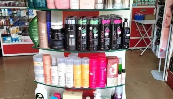 Drogaria Farma Vita - Rede Minas Farma - - Monte Verde