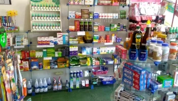 Drogaria Fraternal Drugstore - 242 - Baronesa