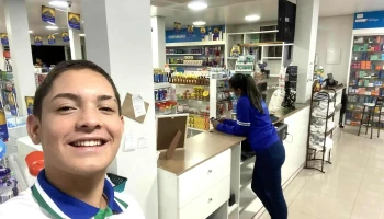 Drogaria Rodrigo - - Centro