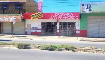 Drogaria São Francisco - 702 - Centro