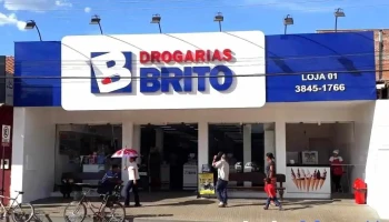 Drogarias Brito Taiobeiras - 595 - Centro