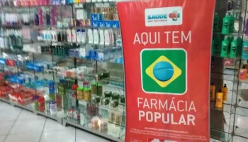 Farmácia Santa Clara - 826 - Bairro Centro