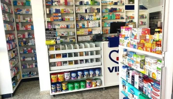 + Vida Drogaria - Qd. 17 - Lt. 01 Número 541 Bloco B - Centro