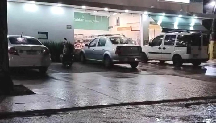 Droga Raia -  Farmacia - Queimados