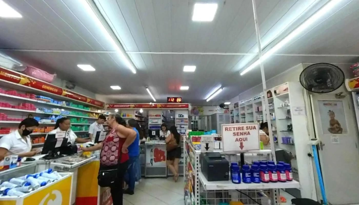 Drogaria Americana Pitangui Loja 03 - 145 - Centro