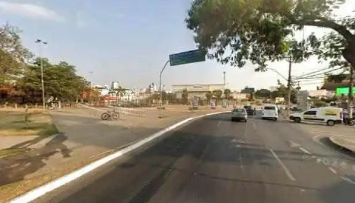 Drogaria Araujo -    Betim Street View E 360deg - Betim