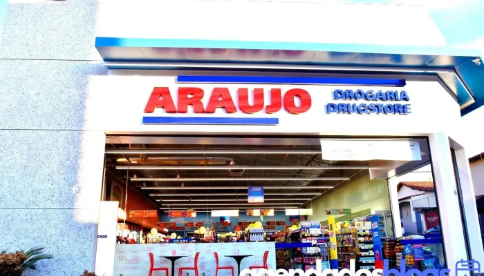 Drogaria Araujo - Olavo Gomes - R. Ver. Aristeu Da Costa Rios