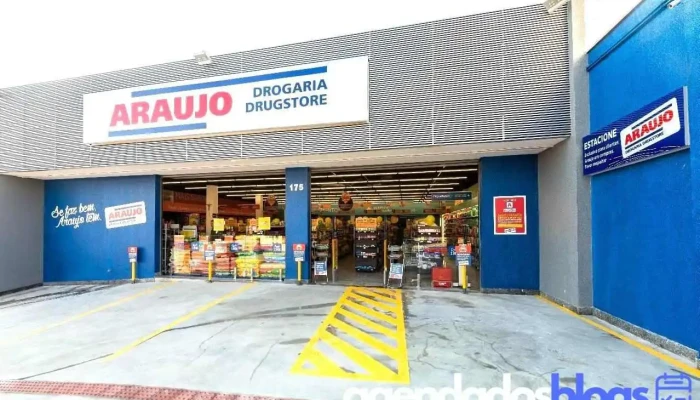 Drogaria Araujo - Veneza - 175 - Veneza