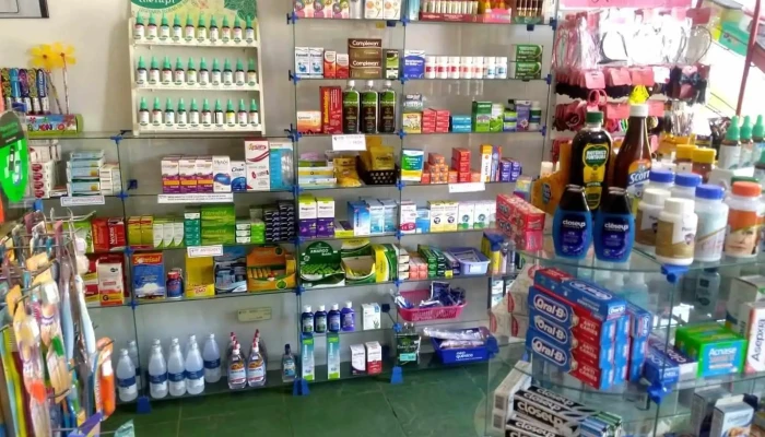 Drogaria Fraternal Drugstore - 242 - Baronesa