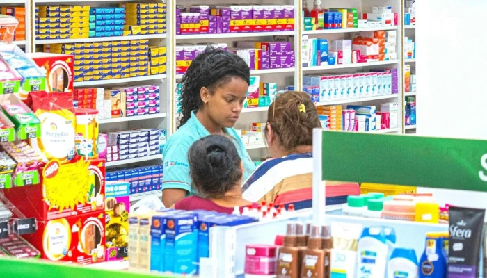 Drogaria Lagos Farma -    Vinhateiro Do Proprietario - São Pedro Da Aldeia