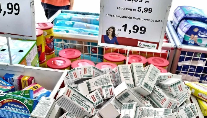 Drogaria Moderna -  Empresa Farmaceutica - Três Rios