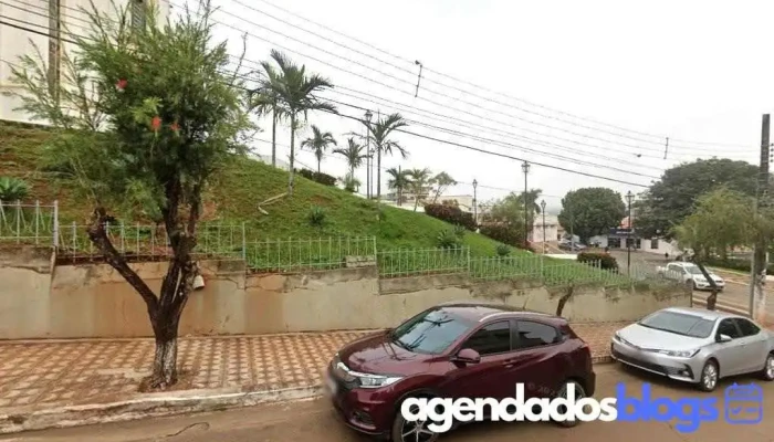Drogaria Moreira Rodrigues - 9 - Centro