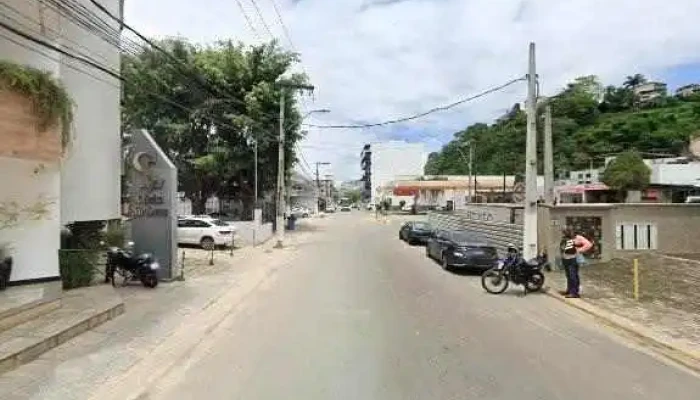 Drogaria Poupe Ja Street View E 360deg - Além Paraíba
