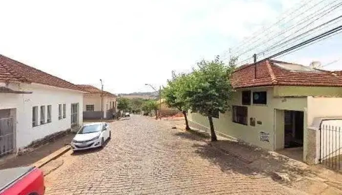 Drogaria Queiroz -  Tudo - Arceburgo