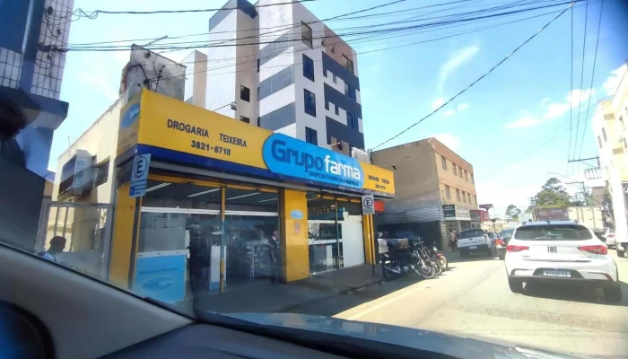 Drogaria Teixeira Loja 2 -    Cmte Soares Junior 435 Lavras   Mg Tudo - Lavras
