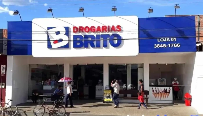Drogarias Brito Taiobeiras - 595 - Centro