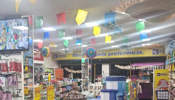 Drogarias Fama Colegio Farmacia - Rio De Janeiro