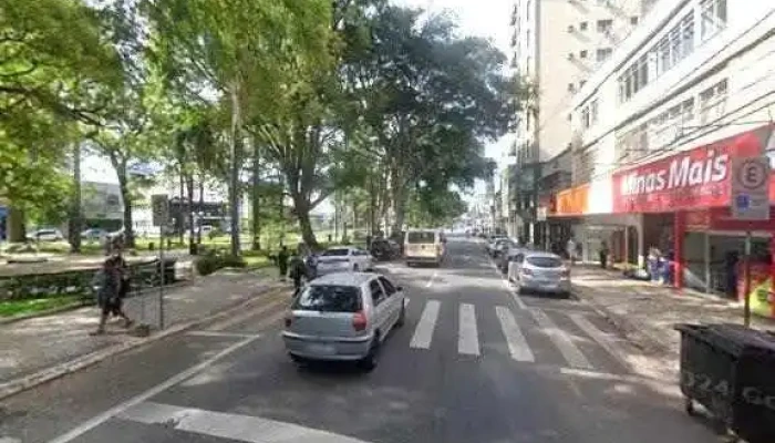 Drogarias Minas Mais -  Street View E 360deg - Lavras
