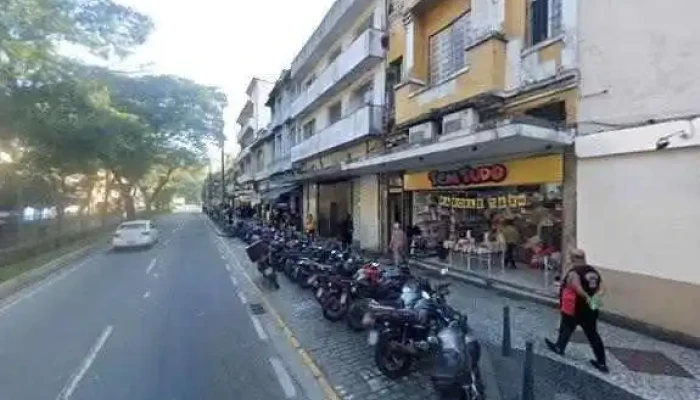 Drogarias Tamoio Petropolis Medicamentos Generico Delivery Street View E 360deg - Petrópolis