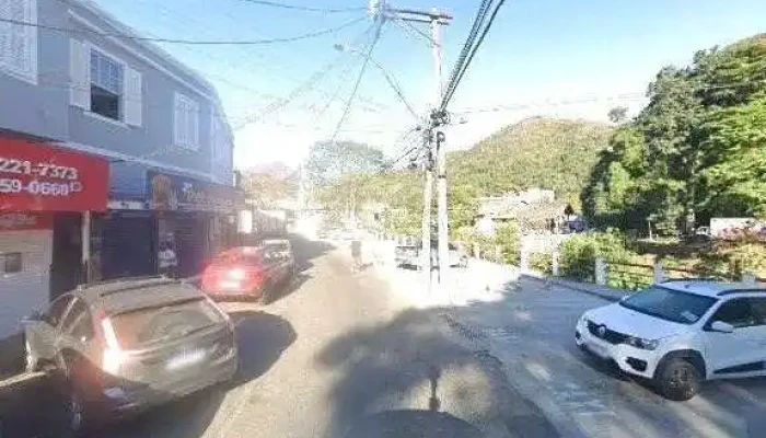 Farmacia A Popular De Correas Street View E 360deg - Petrópolis