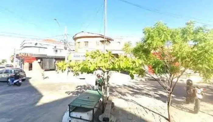 Farmacia Indiana Street View E 360deg - Almenara