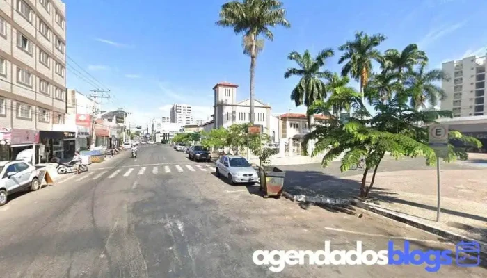 Farmácia Pague Menos - 0 - Centro