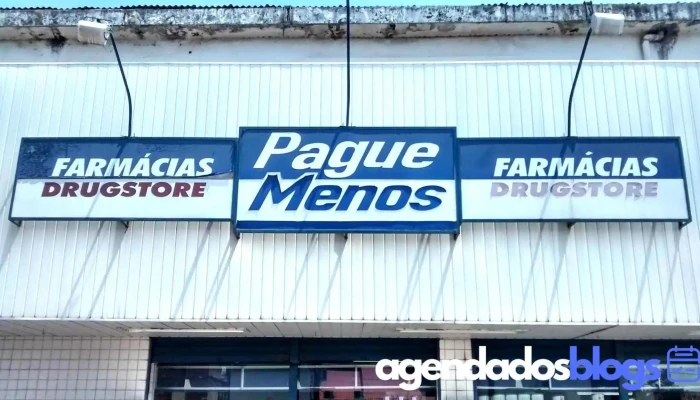 Farmácia Pague Menos - - Centro
