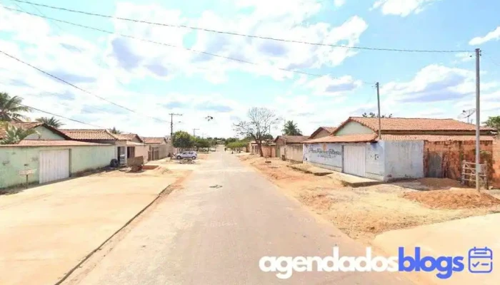 Pague Menos - Arinos
